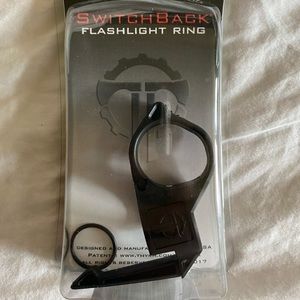 Flashlight ring